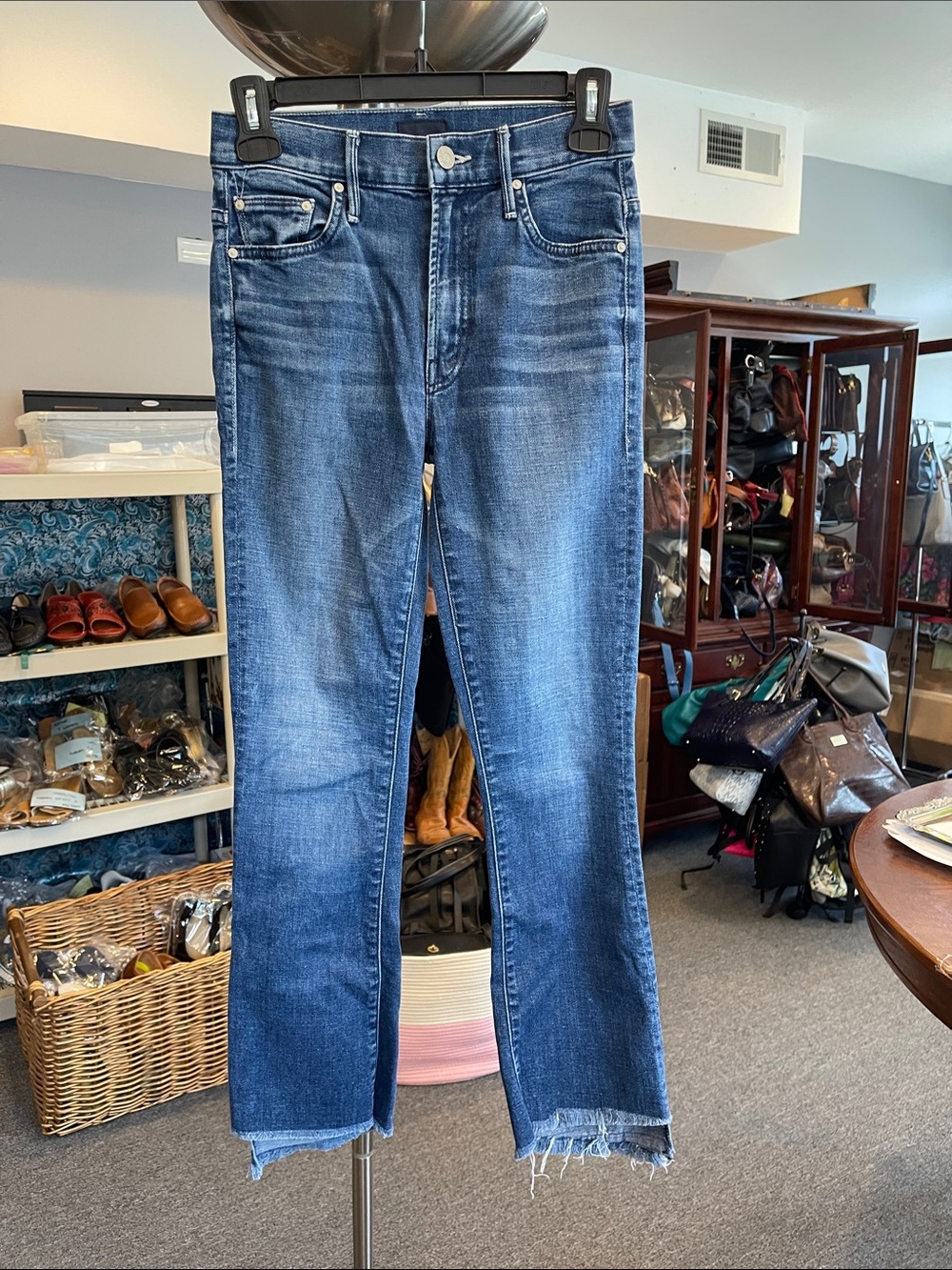 MOTHER The Insider Crop Step Fray Jeans Royal Treatment Wash Size 24 High Waist